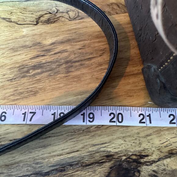 Chanel Camelia Flower Clear PVC Leather Crossbody Bucket Bag Authentic CoA - Picture 3 of 13